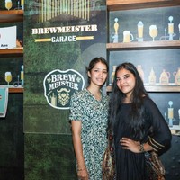 Friday Night at Brew Meister with Pics Image 10